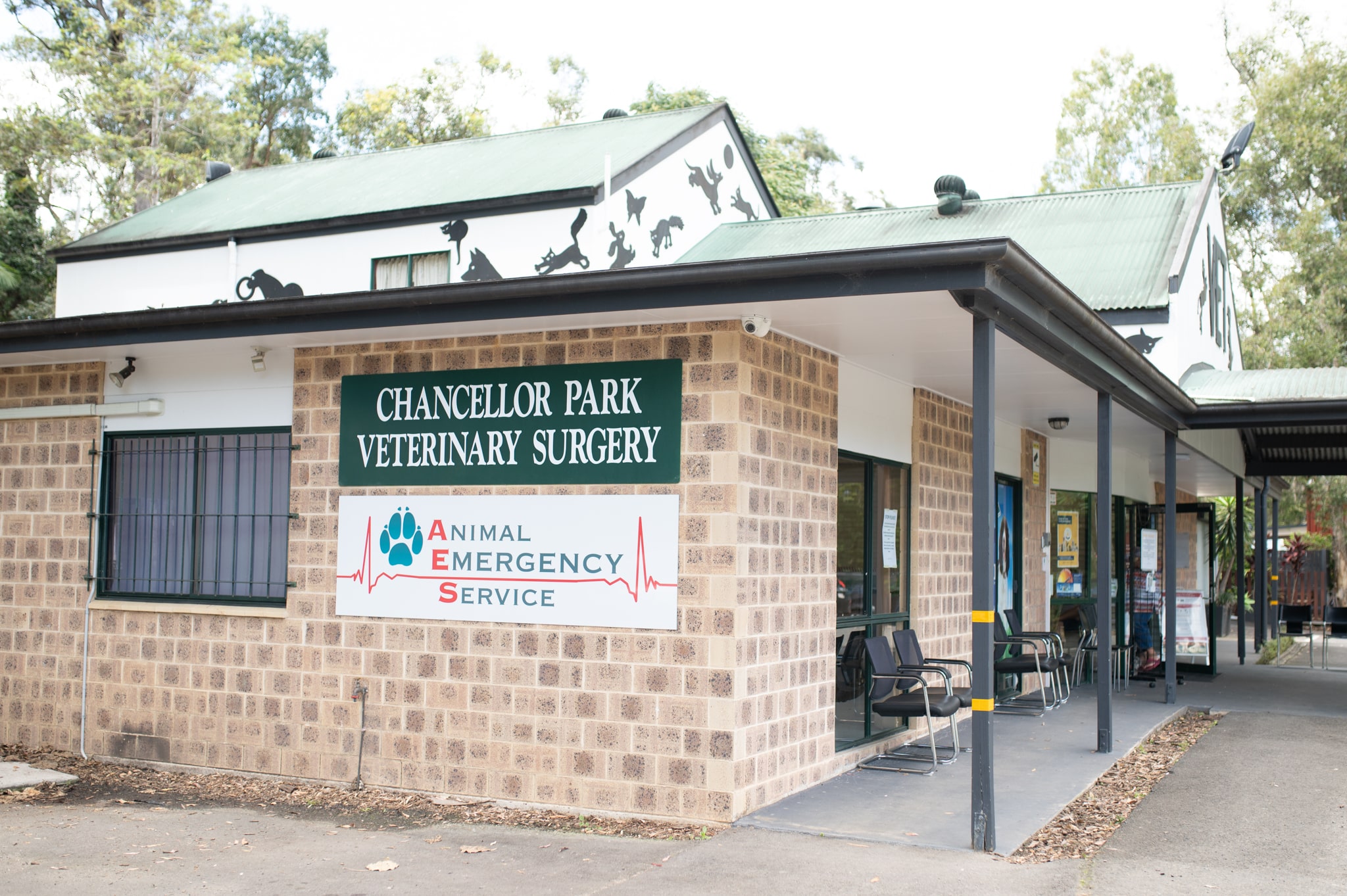 Outside Animal Emergency Service Tanawha and signage, a vet on the Sunshine Coast